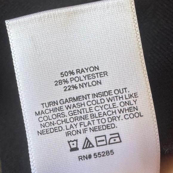 Express Black Ribbed Tank Top - Picture 4 of 6